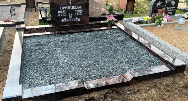 ЗАКАЗАТЬ ГРАНИТНЫЙ ПАМЯТНИК ПРЕМИУМ КЛАССА С УСТАНОВКОЙ ЭСТОНИЯ